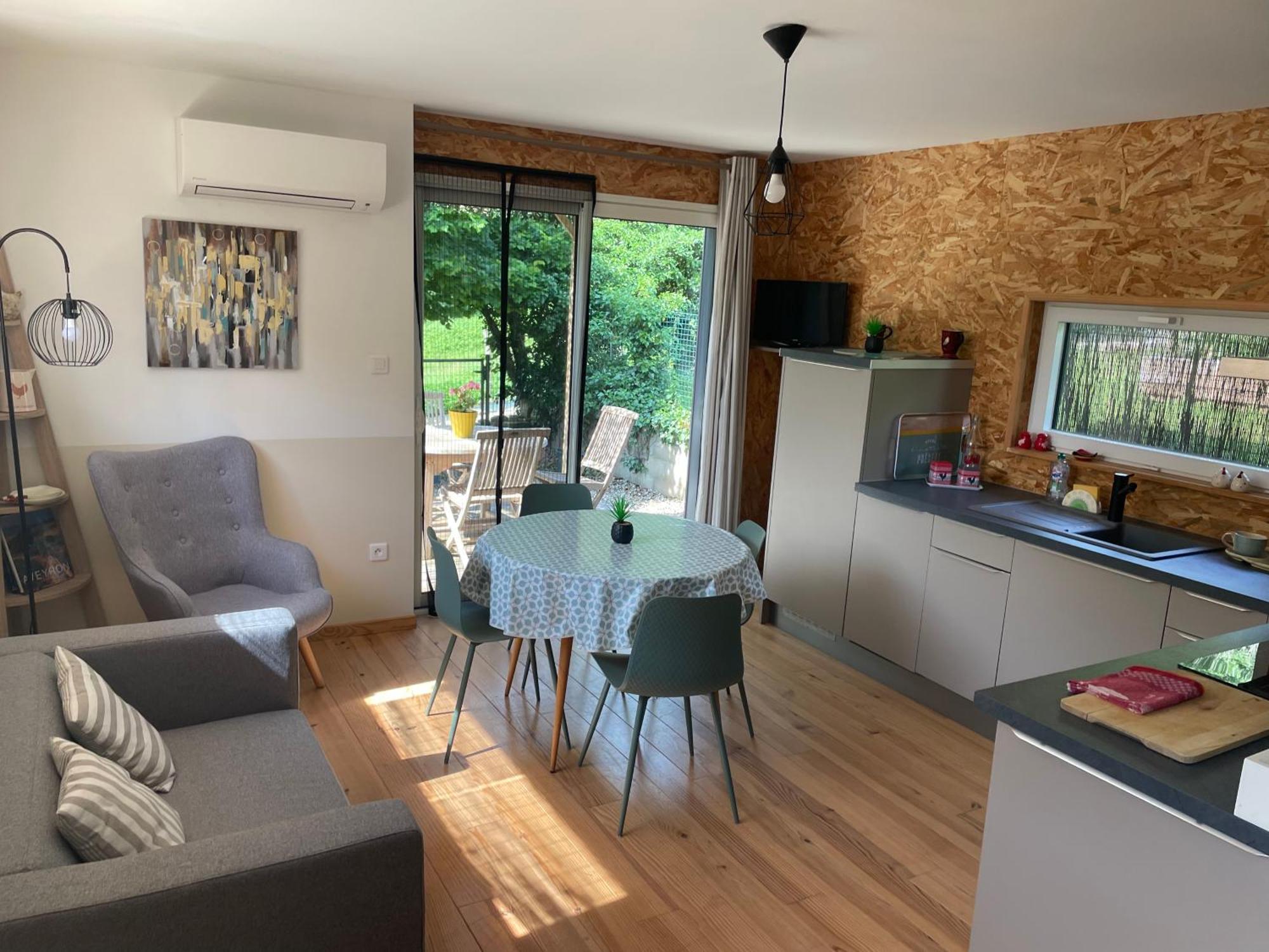 Gite Chalet Bois Bessuejouls Ngoại thất bức ảnh